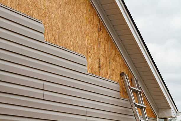 Professional Siding Inspection technician working in Bostic, NC